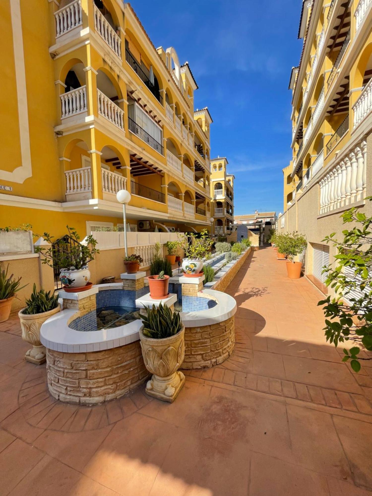 Casa Amarela Guesthouse, Algorfa Esterno foto