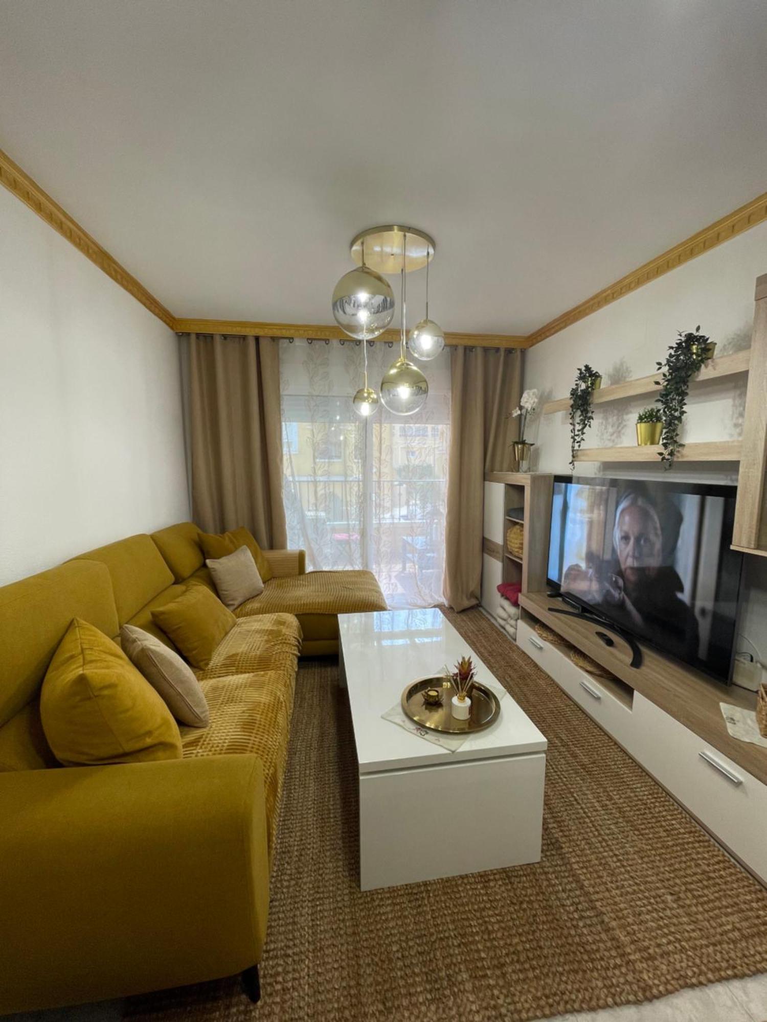 Casa Amarela Guesthouse, Algorfa Esterno foto