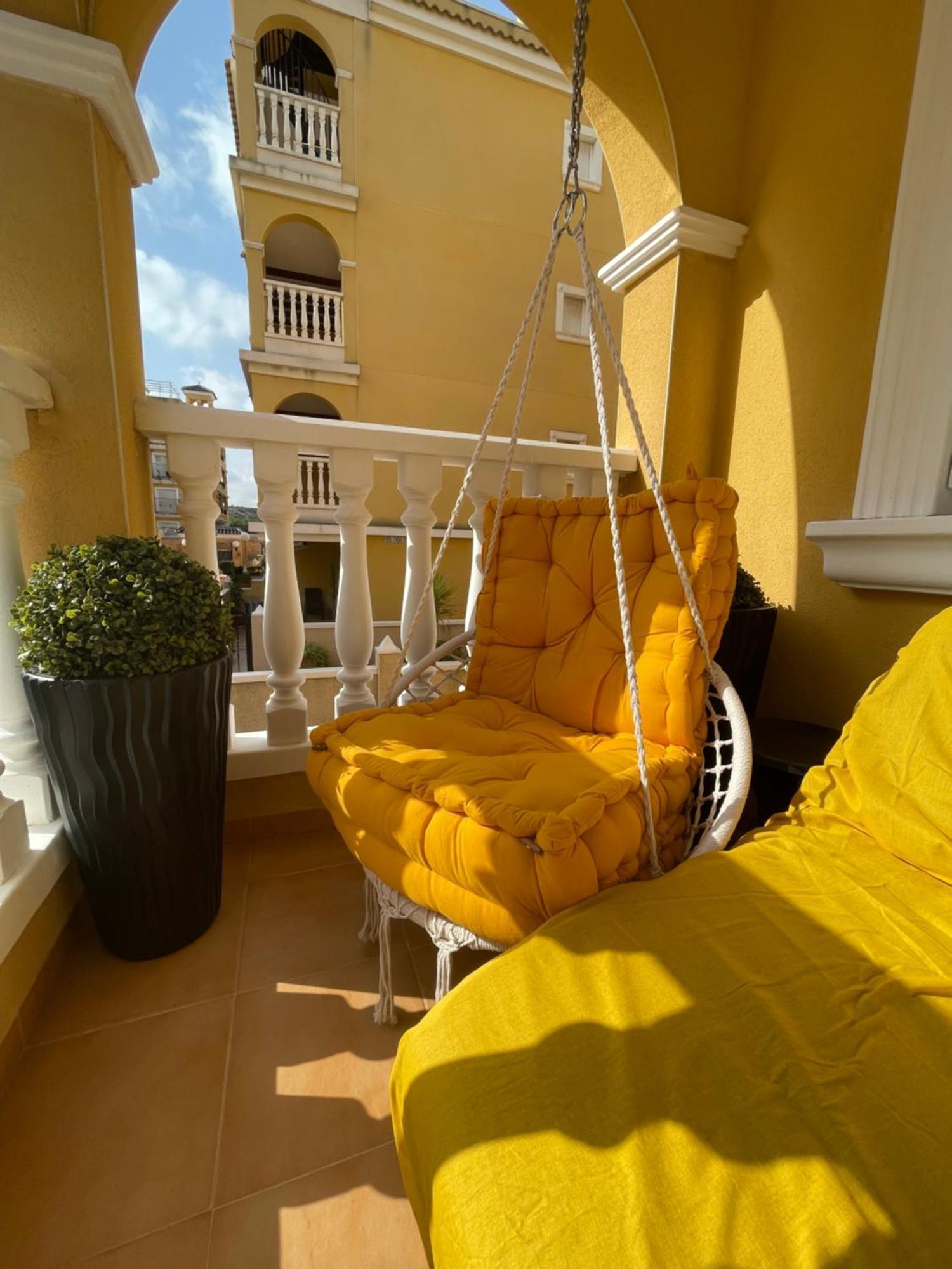 Casa Amarela Guesthouse, Algorfa Esterno foto